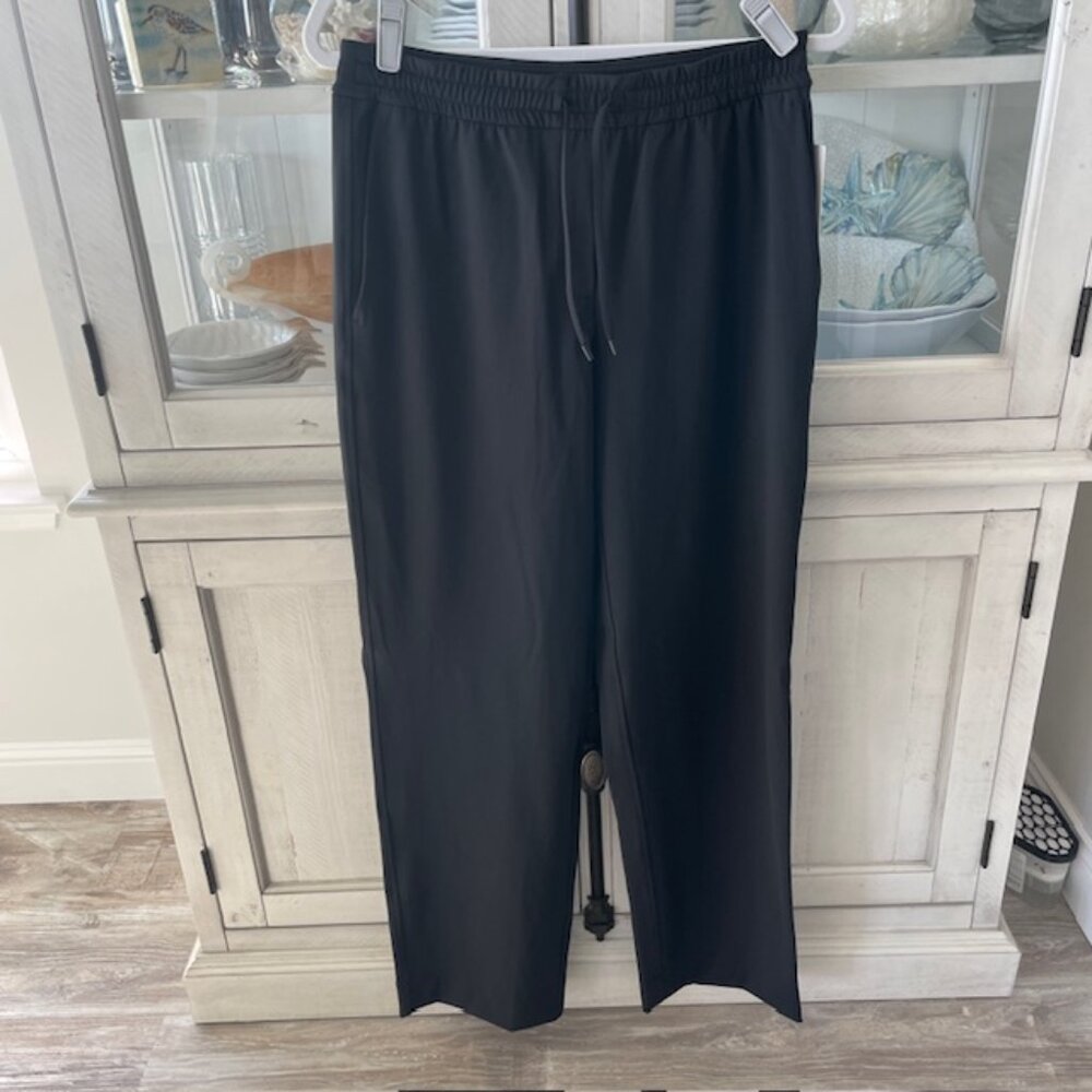 LULULEMON STRAIGHT LEG MID RISE LUXTREME PANT *REGULAR BLACK SIZE SMALL NWT - Picture 3 of 11